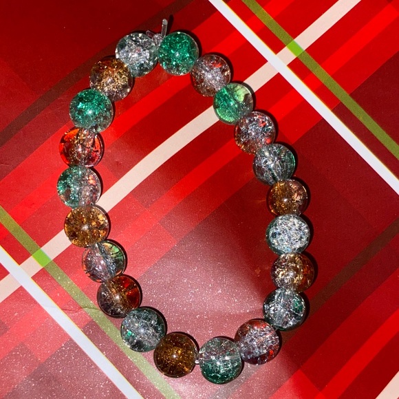 Emerald Isle - Bead Bracelet - Picture 1 of 1
